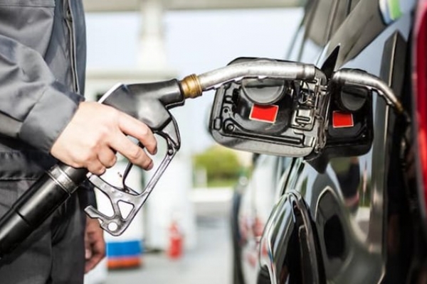  تصمیم بنزینی؛ شفاف‌سازی یا شوک؟